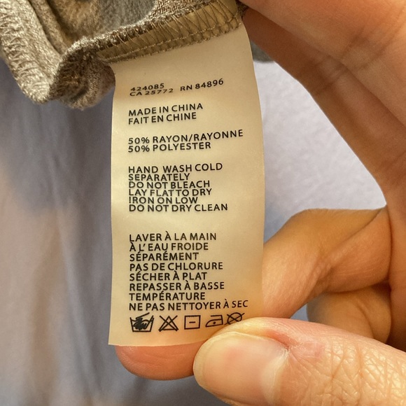 Dex short sleeve top with zipper back - Picture 6 of 6